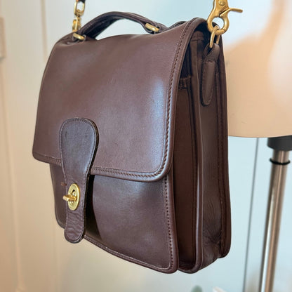 Vintage 1998 Coach Mahogany Station Bag Brown Glove Tanned Leather Crossbody USA J8Y-5130
