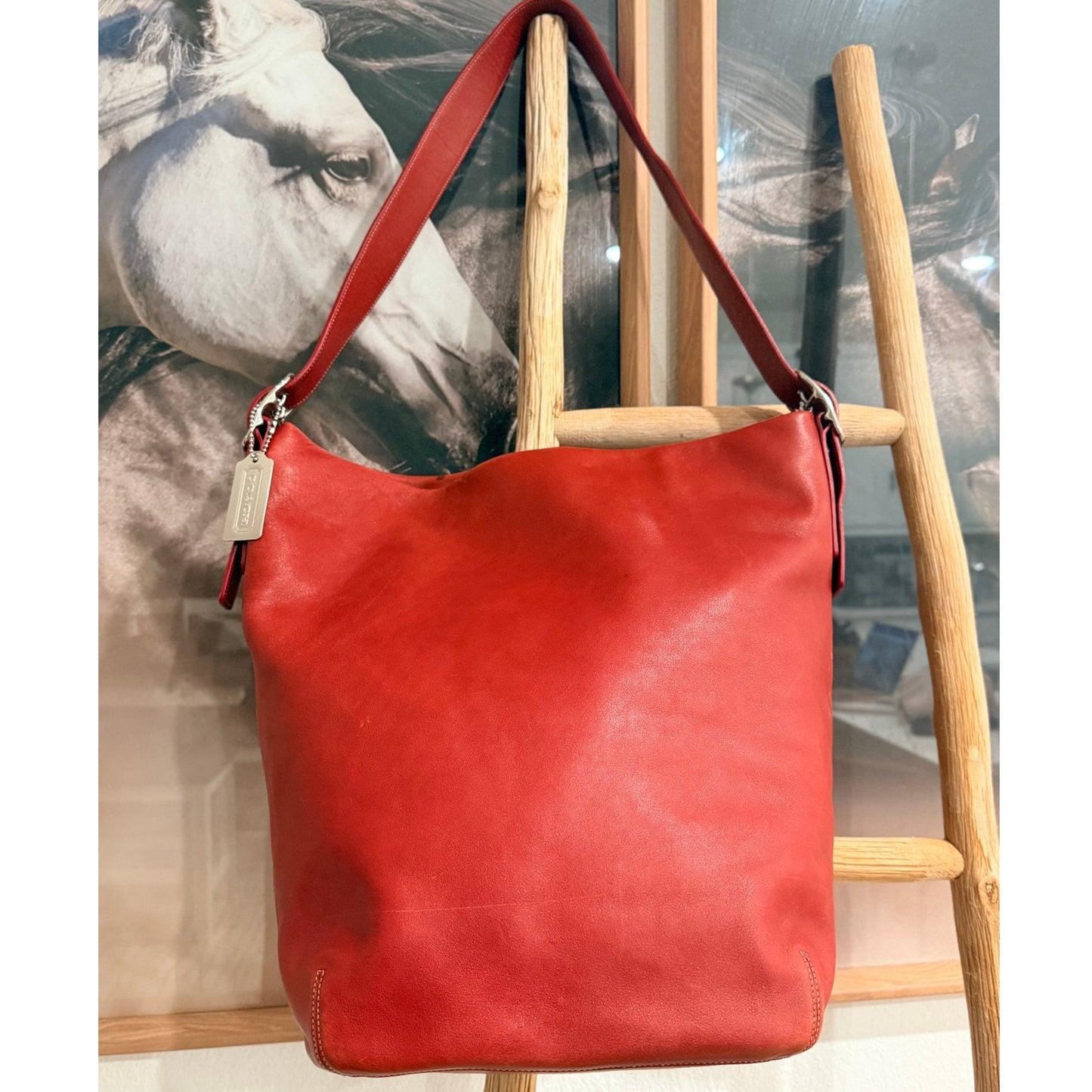 Vintage Coach Legacy Large Duffle Sac 9151 Red Glove Tanned Leather Shoulder Hobo Bag Y2K; Silver hang tag