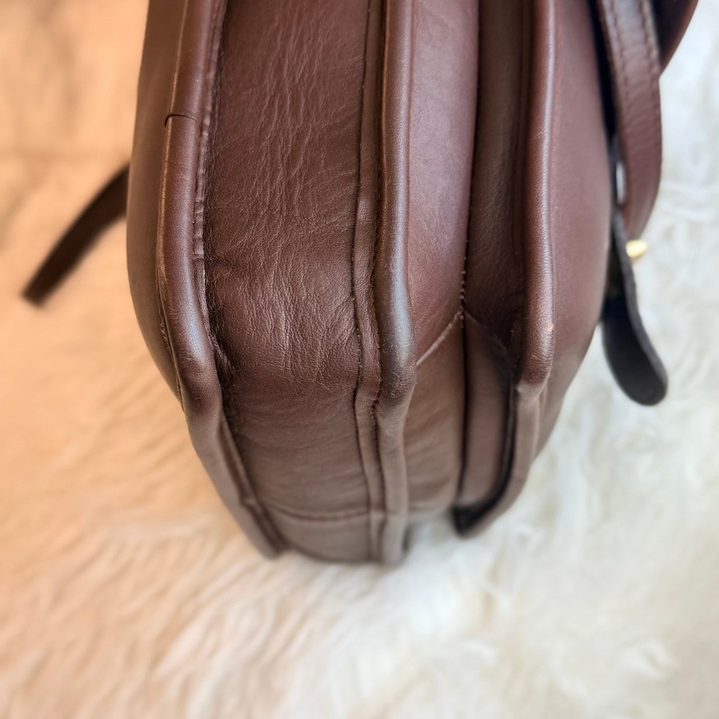 Vintage 1998 Coach Mahogany Station Bag Brown Glove Tanned Leather Crossbody USA J8Y-5130