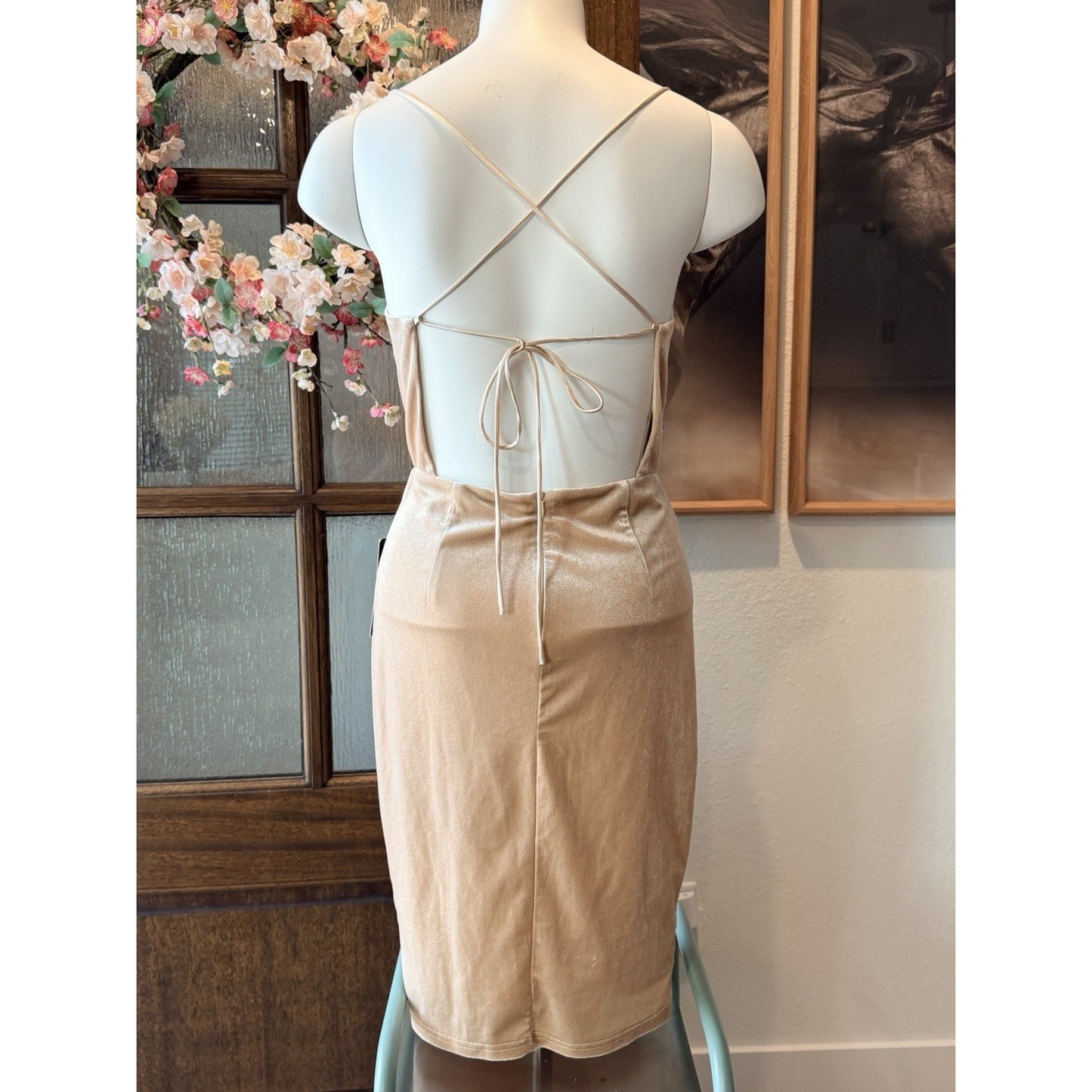 Lulus Tan Cream Velvet Dress Size S New With Tag