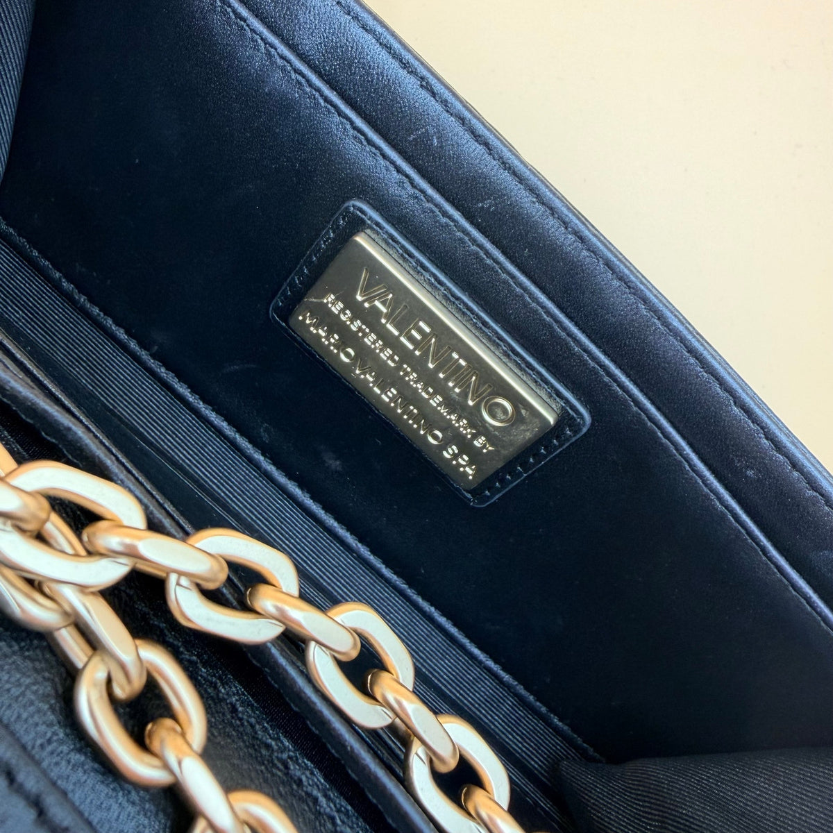 Valentino by Mario Valentino Black Leather Wallet on Chain WOC Crossbody Gold Chain