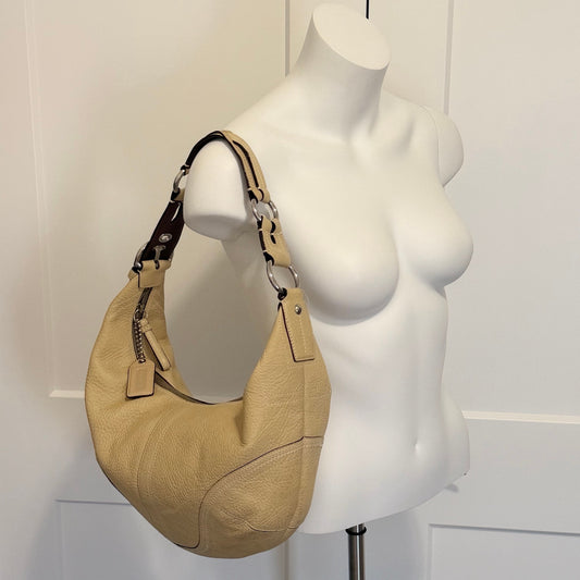 Coach Pebbled Leather Crescent Hobo Shoulder Bag Cream Ivory Silver Hardware